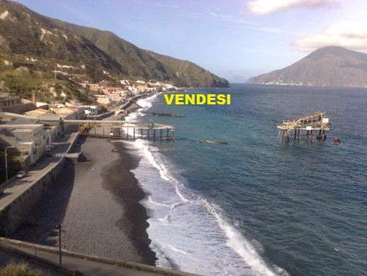 Acquacalda in vendita