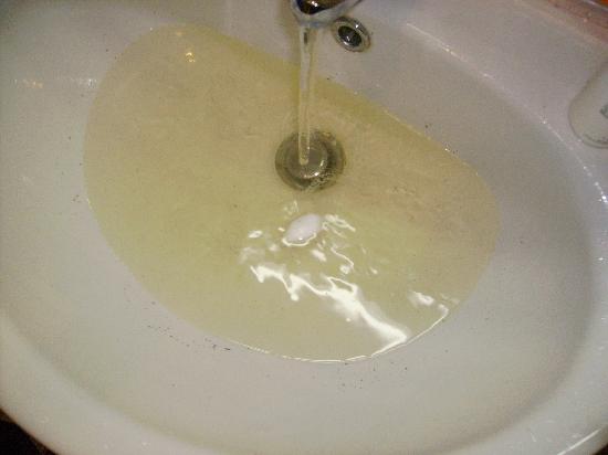 ...Acqua azzurra, acqua gialla