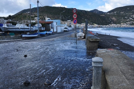 Canneto, perchè devono pagare sempre i cittadini ?