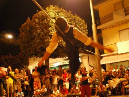 Stromboli, teatro del fuoco e laboratori per bimbi