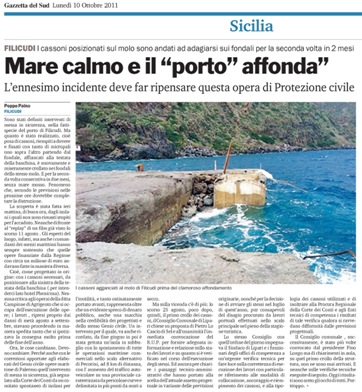 Filicudi, mare calmo e il porto "affonda"