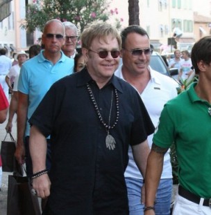Elton John a Vulcano