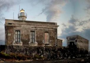 Il faro di Lingua al Comune di Santa Marina