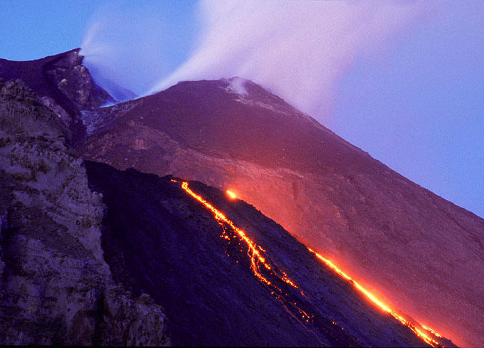 Lidia Ravera: "A Stromboli"