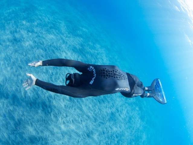 SALINA: Davide Carrera tenta record mondiale di apnea