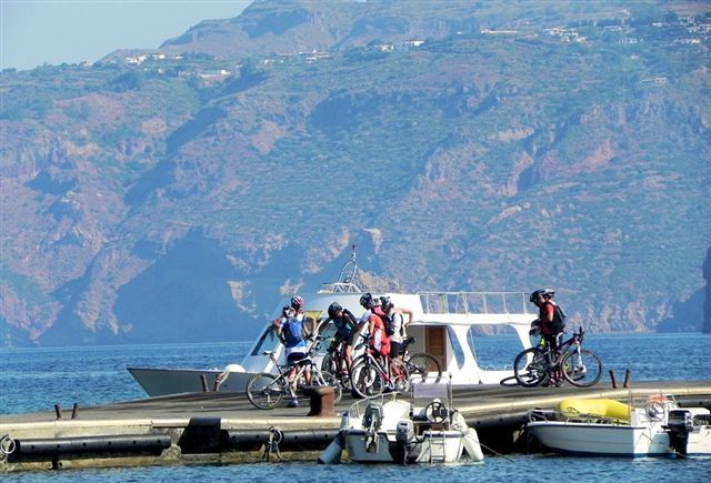 Basta, ho deciso. Mollo tutto e vado a Lipari!