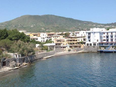 Il valore 'sacro' della spiaggia di Portinente