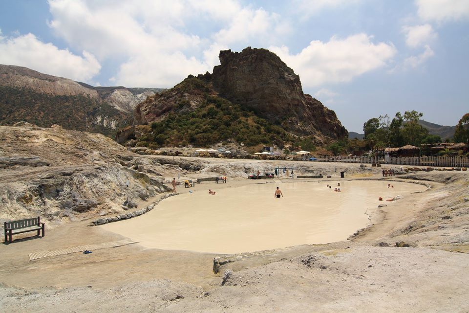 Nessuna interdizione nell’area termale di Vulcano