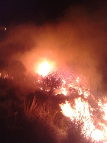 Notte di fuoco tra San Calogero e Caolino