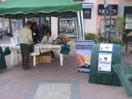 Raccolta differenziata, campagna a Salina