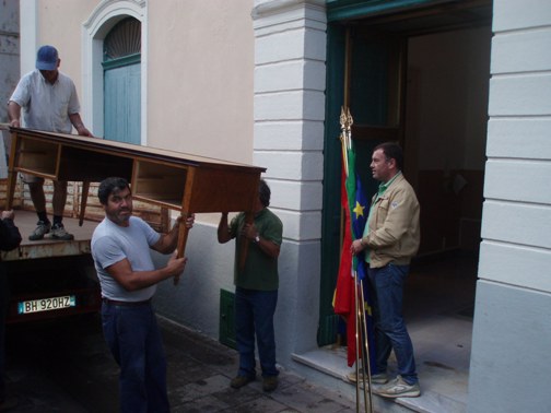 Santa Marina, Sindaco torna in Municipio
