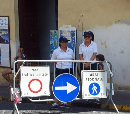 P.M., in bermuda e maglietta si lavora meglio