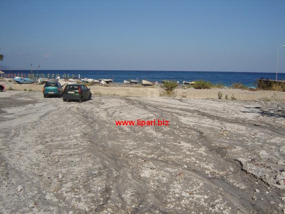 Canneto, strade da ripulire