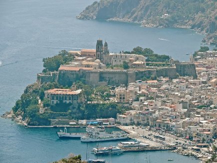 Ok di Legambiente sulle opere portuali a Lipari