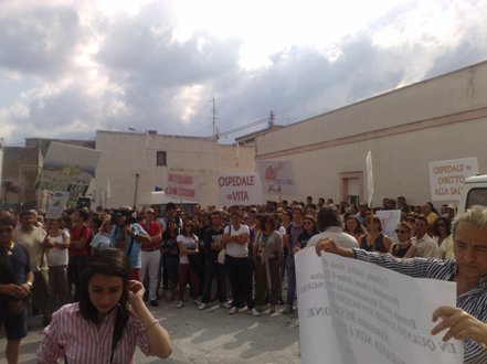 Ospedale, ma Giunta e Consiglio restano a Lipari ?
