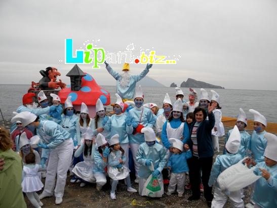 Panarea invasa dai puffi