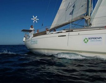 Alle Eolie la barca "Verde come Vela"