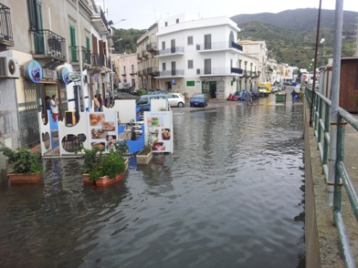Via Amendola, sempre peggio