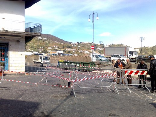 Via Amendola, potrebbe trattarsi di subsidenza